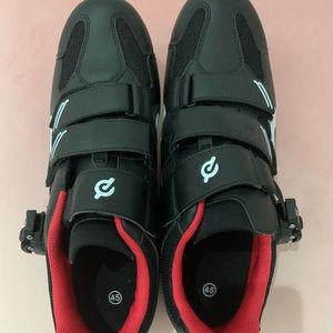 Men’s Peloton shoes, size 45